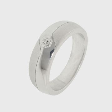 Silver ring 925 with diamond