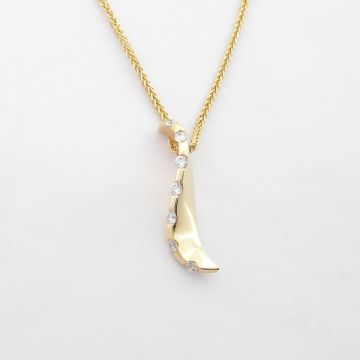 Pendant Yellow Gold 14ct with Chain