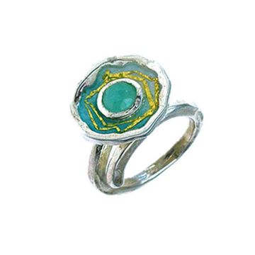 Edelsteinring mit Emaille, 24-Karat-Goldblättern und Doublet-Apatit-Edelstein mit Quarz. In verschiedenen Farben