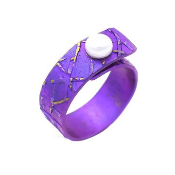 Titanium hypoallergenic ring with pearl 